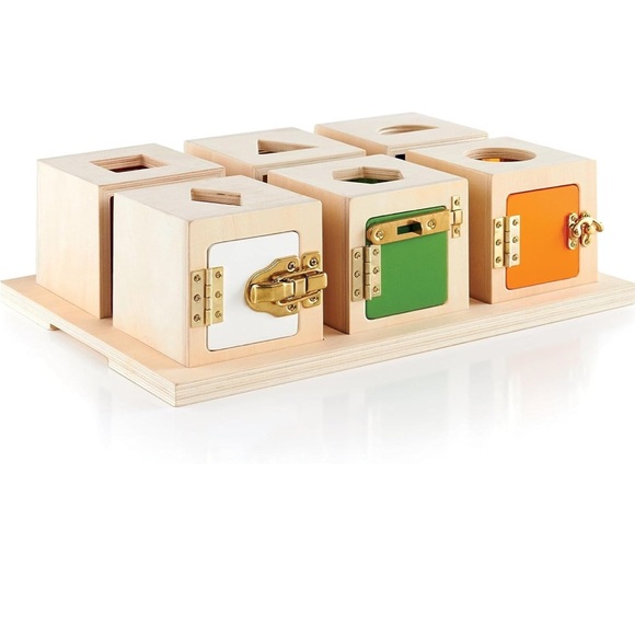 Like new guidecraft peekaboo lock boxes with storage tray - Picture 3 of 4